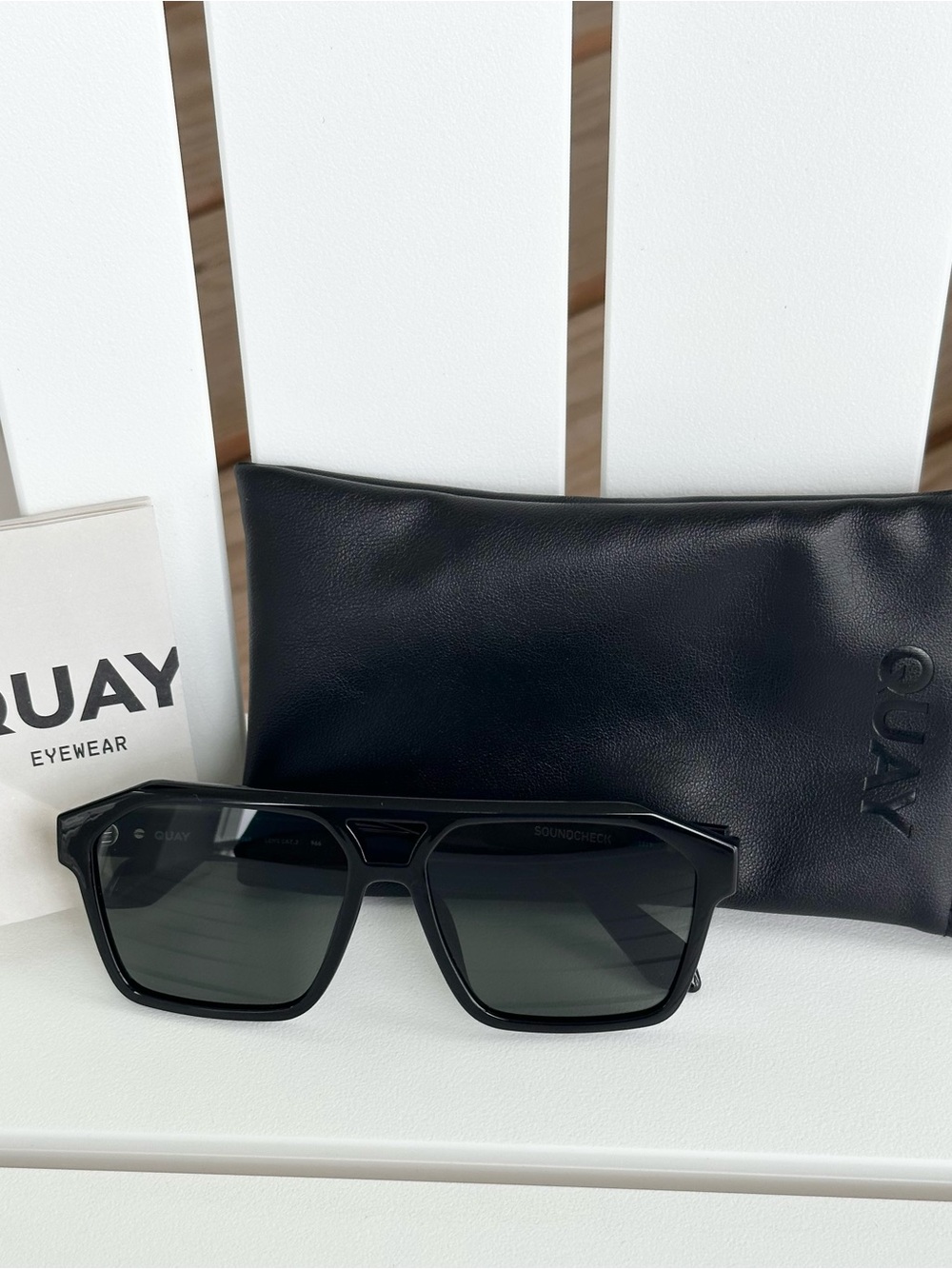 QUAY SOUNDCHECK matte black POLARIZED vintage retro aviator sunglasses